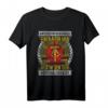 Unterschätze niemals einen alten Mann der in der DDR aufgewachsen ist - Lustiges Ossi T-Shirt zum HapDog, mit DDR Logo, rotem Stern & Hammer & Zirkel