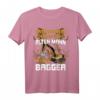 Herren Unterschätze niemals einen alten Mann mit einem Bagger T-Shirt – Lustiges Bauarbeiter Geschenk für Baggerfahrer