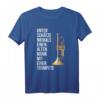 Unterschätze Niemals Einen Alten Mann mit Trompete T-Shirt – Lustiges Geschenk für Papa, Opa, Bruder & Trompeter zu Vatertag, Geburtstag oder Rente