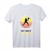 Unterschätze niemals einen alten Mann mit Tennisschläger T-Shirt – Lustiges Tennis Motiv für Rentner, Tennisfans & Vereinsmitglieder