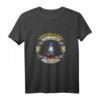 Unterschätze keinen alten Mann mit Gießkanne Gartenzwerg T-Shirt - Perfektes Geschenk für Opas, Großväter & Hobbygärtner