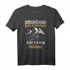 Unterschätze niemals einen alten Mann mit einem Fahrrad T-Shirt - Lustiges Geschenk für Fahrradfahrer, Papa, Opa & Rentner zum Geburtstag & Vatertag