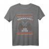 Unterschätze Niemals Einen Alten Mann Kettensäge Motorsäge T-Shirt – Witziges Geschenk für Waldarbeiter, Förster & Männer, die Holzarbeiten lieben