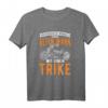 Herren Unterschätze Nie Alten Mann Mit Einem Trike T-Shirt – Lustiges Triker Design für Männer, Ideal als Geschenk