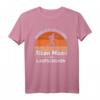 Unterschätze niemals einen alten Mann mit Laufschuhen - Witziges Laufshirt für Marathonläufer & Jogger, perfektes Geschenk für Läufer