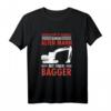 Alter Mann mit Bagger Rentner T-Shirt – Lustiges Geschenk für Baggerfahrer im Ruhestand, Bauarbeiter & Baustellenfans