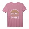 Unterschätze Niemals Einen Alten Mann Mit Einem E-Bike T-Shirt - Lustiges Radfahrer Motiv für Opa, Rentner & E-Bike Fans