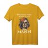 Die Frau vom bösen alten Mann - Witziges Ehefrau Spruch Motiv T-Shirt für Partner, Partnerlook & Geschenkideen für Geburtstag, Weihnachten, Karneval und Alltag
