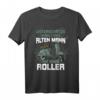Unterschätze niemals einen alten Mann auf einem Roller T-Shirt - Lustiges Geschenk für Scooter, Mofa oder Moped Fahrer zum Geburtstag oder Weihnachten