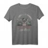 Herren 'Unterschätze niemals einen alten Mann auf Skiern' Bergwelt T-Shirt – Lustiges Geschenk für Skifahrer, Bergfans & Wintersportliebhaber