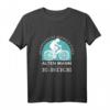 Herren UNTERSCHÄTZE NIEMALS EINEN ALTEN MANN MIT EINEM E-BIKE T-Shirt – Lustiges Fahrrad Sprüche Outfit für E-Bike Fahrer, Mountainbiker & Radfahrer zum Geburtstag & Weihnachten