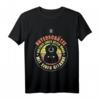 Herren Unterschätze niemals einen alten Mann mit einer Gitarre T-Shirt – Lustiges Geschenk für Gitarristen, Musiker & Fans zu Weihnachten, Geburtstag & mehr