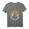 Herren Unterschätze niemals einen alten Mann mit einer Gitarre T-Shirt – Lustiges Geschenk für Gitarristen, Musiker & Fans zu Weihnachten, Geburtstag & mehr