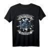 Unterschätze niemals einen alten Mann mit Kamera T-Shirt – Lustiges Fotografie Design für Fotografen & Fotografie Fans