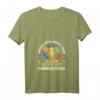 Damen Unterschätze niemals einen alten Mann mit Klemmbausteinen T-Shirt mit V-Ausschnitt – Lustiges Geschenk für Baustein-Fans
