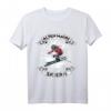 Unterschätze niemals einen alten Mann auf Skiern T-Shirt – Lustiges Geschenk für Skifahrer, Väter, Freunde & Kollegen zu Geburtstag oder Weihnachten