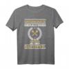 Herren Dart Trikot - Unterschätze niemals einen alten Mann Dartpfeil T-Shirt, ideales Geschenk zu Weihnachten & Geburtstag