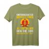 DDR Spruch T-Shirt - Unterschätze niemals einen alten Mann, Ostalgie Geschenk für Ostdeutsche und DDR-Bürger