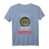 Darts - Unterschätze Niemals Einen Alten Mann Mit Dartpfeil T-Shirt – Lustiges Dart Design für Dartspieler und Dartfans