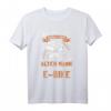 Unterschätze niemals einen alten Mann - Lustiges E-Bike T-Shirt für Rentner, Papa & Opa als Geschenk zu Weihnachten & Geburtstag