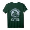 Herren Fahrrad T-Shirt mit lustigem Spruch – Unterschätzen Sie niemals einen alten Mann, perfekt für Radfahrer, Opa und Mountainbike-Fans