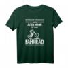 Unterschätze niemals einen alten Mann mit Fahrrad T-Shirt – Lustiges Radfahrer Motiv für Papa, Opa, Bruder & Freunde zum Vatertag & Geburtstag