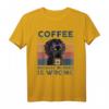 HapDog T-Shirt für Frauen - Old Lady mit Kaffee & Schwarze Katze, Humorvolles Geschenk für Damen