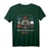 Herren T-Shirt mit Aufdruck 'Unterschätze niemals einen alten Mann' in Landesfarben von Schleswig-Holstein – Perfektes Geschenk für Norddeutsche Männer zum Geburtstag, Weihnachten, Vatertag