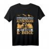 Unterschätze niemals einen alten Mann mit einem E-Bike T-Shirt – Perfekt für Fahrradfahrer, Radfahrer, Rentner und E-Bike Liebhaber