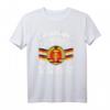 Unterschätze Keinen Alten Mann Der In Der DDR Aufgewachsen Ist T-Shirt - Lustiges Geschenk für DDR-Generation bei Geburtstag, Jubiläum, Muttertag, Vatertag & Weihnachten