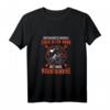 Unterschätze niemals einen alten Mann mit einem Mountainbike - Lustiges MTB T-Shirt Geschenk für Radfahrer, Natur- und Sportliebhaber
