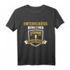 Lustiges Angel T-Shirt für Opa & Vater – Unterschätze niemals einen alten Mann mit Angelrute – Perfekt für Fischer, Angler & Fischliebhaber zu Weihnachten & Geburtstag
