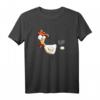 Huhn legt Ei T-Shirt - Lustiges Geflügel Funshirt für Kinder, Damen und Herren als Geschenk zum Geburtstag oder Weihnachten