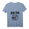 Mama Loading T-Shirt für werdende Mütter - Perfekt als Geschenk für Schwangere, Mama & Future Mom mit V-Ausschnitt