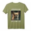 Chihuahua T-Shirt mit Spruch 'Guten Morgen? Ganz dünnes Eis.' – Lustiges Hundemotiv, klassisch geschnitten