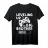 Leveling Up To Big Brother - Großer Bruder T-Shirt als Geschenkidee für zukünftige Brüder, Geschwister & Freunde