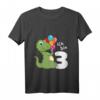 Kinder T-Shirt zum 3. Geburtstag mit Dino und Zahl Drei - Süßes Dinosaurier Design für Jungen und Mädchen