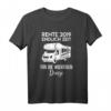 HapDog Geschenk für Camper, Rentner, Opa & Oma – Wohnmobil Design T-Shirt für den Ruhestand & Campingabenteuer