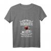 Damen Ich bin eine Tätowierte Mama T-Shirt mit Herz und Krone – Lustiges Tattoo Geschenk für Mütter zum Muttertag & Geburtstag