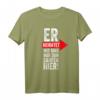 Er heiratet, wir sind nur zum Saufen hier T-Shirt – Lustiges Hochzeitsgeschenk für Trauzeugen und Freunde