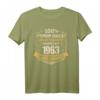 Lustiges 61. Geburtstag T-Shirt für Mann und Frau - Witzige Geschenkidee & Deko für 61 Jahre Feier