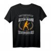 Unterschätze nie einen alten Mann mit Tischtennisschläger T-Shirt – Lustiges Geschenk für Rentner, Geburtstag, Muttertag, Vatertag & Weihnachten