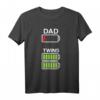 Herren Vatertag T-Shirt für Zwillinge Papa - Lustiges Geschenk für Väter von Zwillingen zu Geburtstag, Jubiläum, Weihnachten & mehr