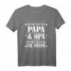 Papa & Opa Geschenk T-Shirt – Lustiges und cooles Outfit für Großvater, Papa & Enkelkinder für Vatertag & besondere Anlässe