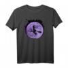 Hexen Shirt mit Besen und lila Mond - Perfekt für Halloween, Karneval, Walpurgisnacht & Magie-Fans