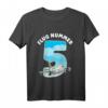 Kinder Flugzeug Pilot T-Shirt mit Flugnummer 5 - Perfektes Geschenk zum 5. Geburtstag für kleine Flugzeugfans