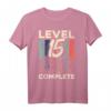 15. Geburtstag Geschenk für Jungen & Mädchen - Level 15 Gamer T-Shirt im Retro Vintage Look für Zocker, Teenager & Party Spaß
