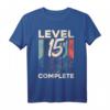15. Geburtstag Geschenk für Jungen & Mädchen - Level 15 Gamer T-Shirt im Retro Vintage Look für Zocker, Teenager & Party Spaß