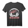 Lustiges Zocker Geschenk für Gaming Fans, Kinder und Eltern - Witziges Gaming T-Shirt für Geburtstag, Weihnachten, Ostern & Halloween