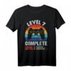Lustiges Retro-Design zum 7. Hochzeitstag - Level 7 Gamer T-Shirt mit Videospiel-Controller & Vintage-Style als Geschenkidee